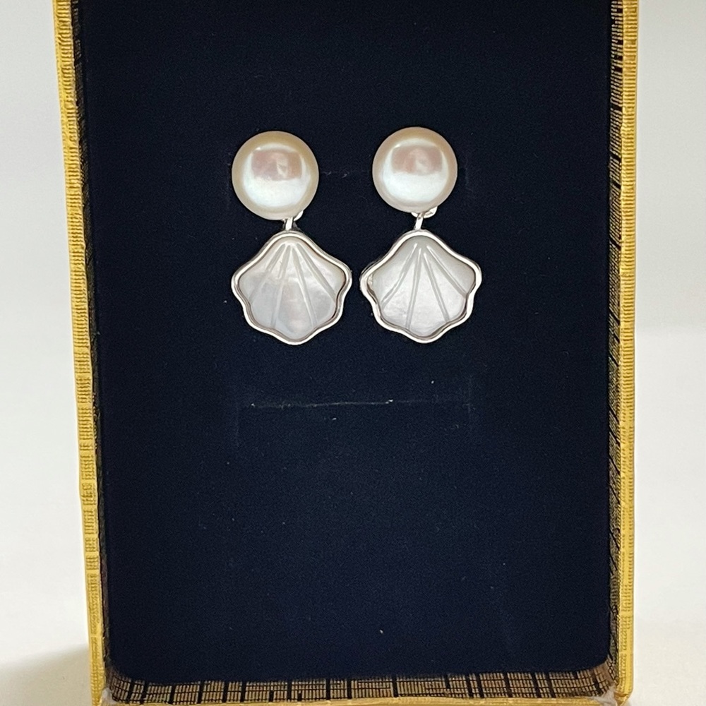 Authentic Freshwater Pearl seashell  earrings